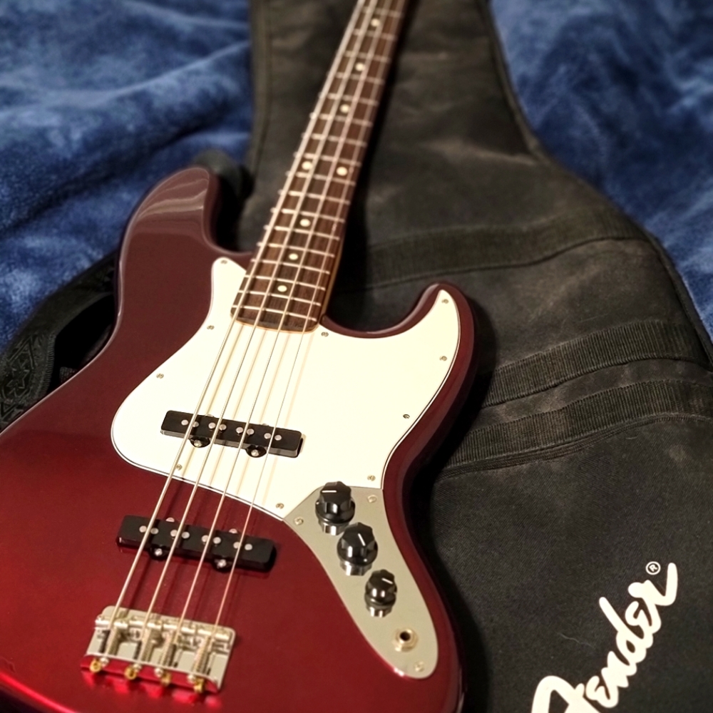 Bass guitar fender